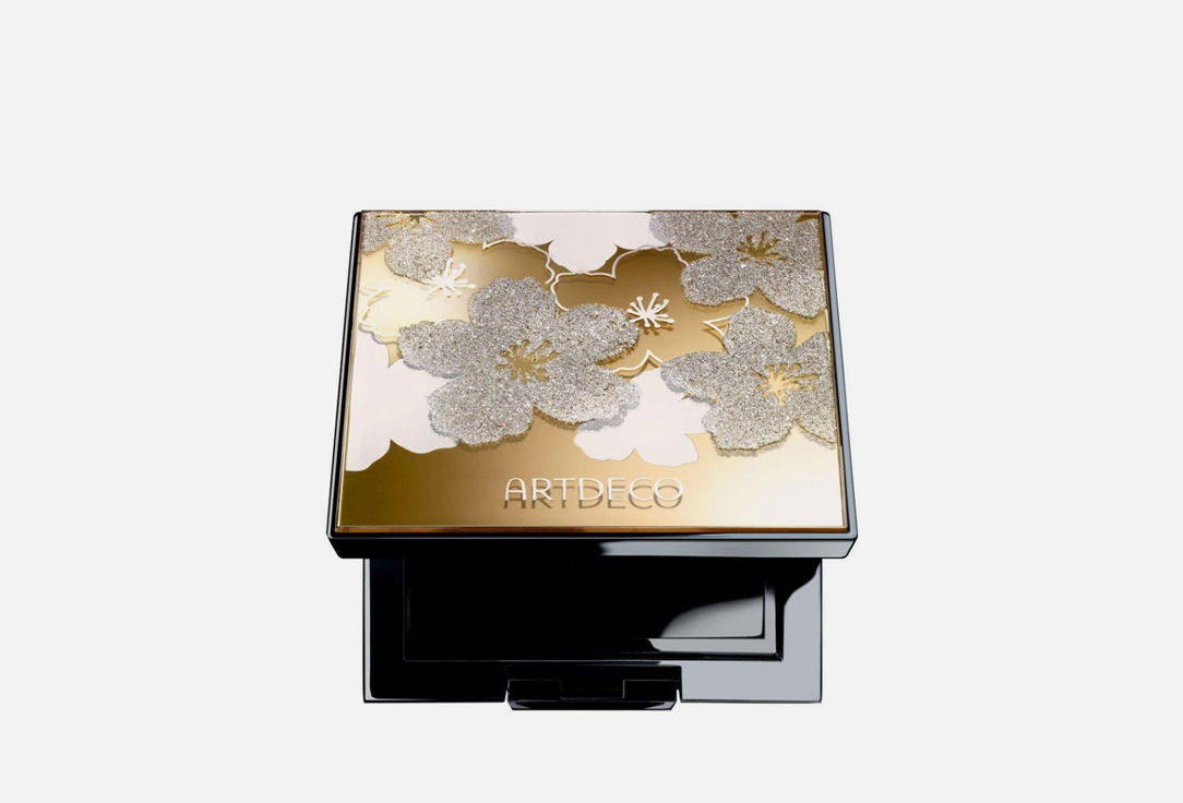 Футляр для теней и румян ARTDECO, Золотой, Beauty Box Trio 1 шт
Футляр для теней и румян ARTDECO, Золотой, Beauty Box Trio 1 шт