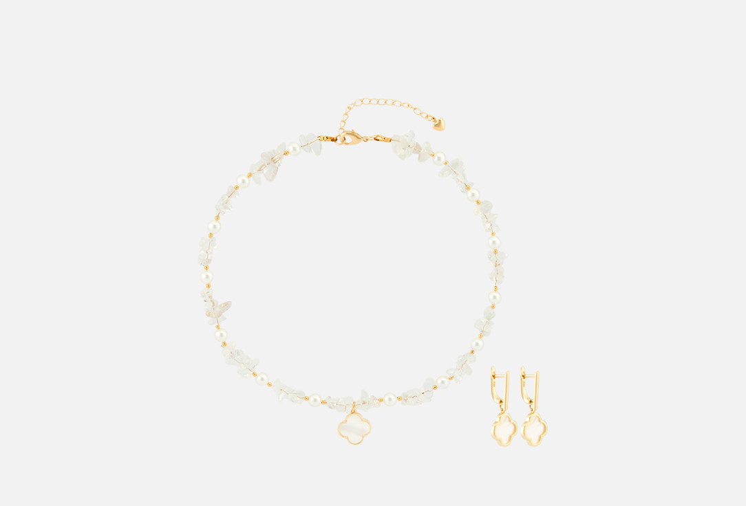 Набор украшений: колье и серьги 19.STONE, С клевером 3 шт
Набор украшений: колье и серьги 19.STONE, С клевером 3 шт