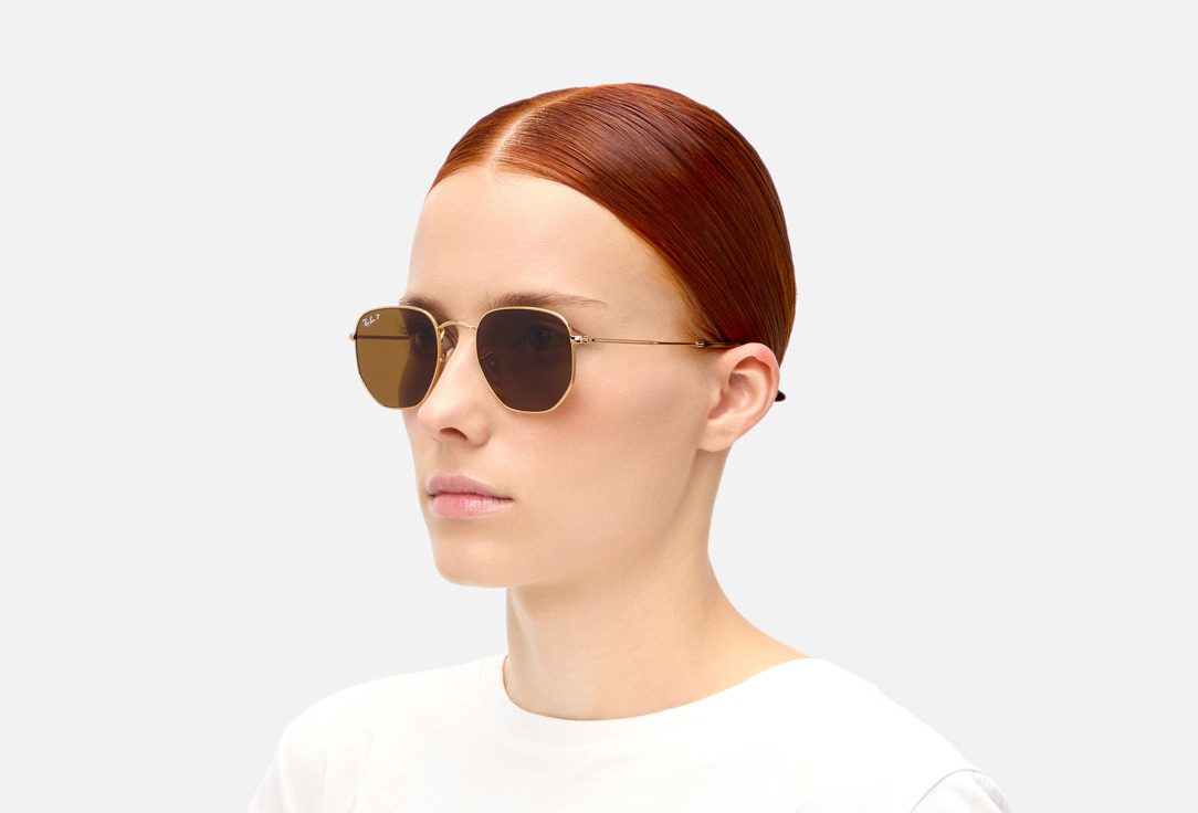Солнцезащитные очки RAY-BAN, Золотой, Hexagonal RB3548N-001/57/51-21
Солнцезащитные очки RAY-BAN, Золотой, Hexagonal RB3548N-001/57/51-21