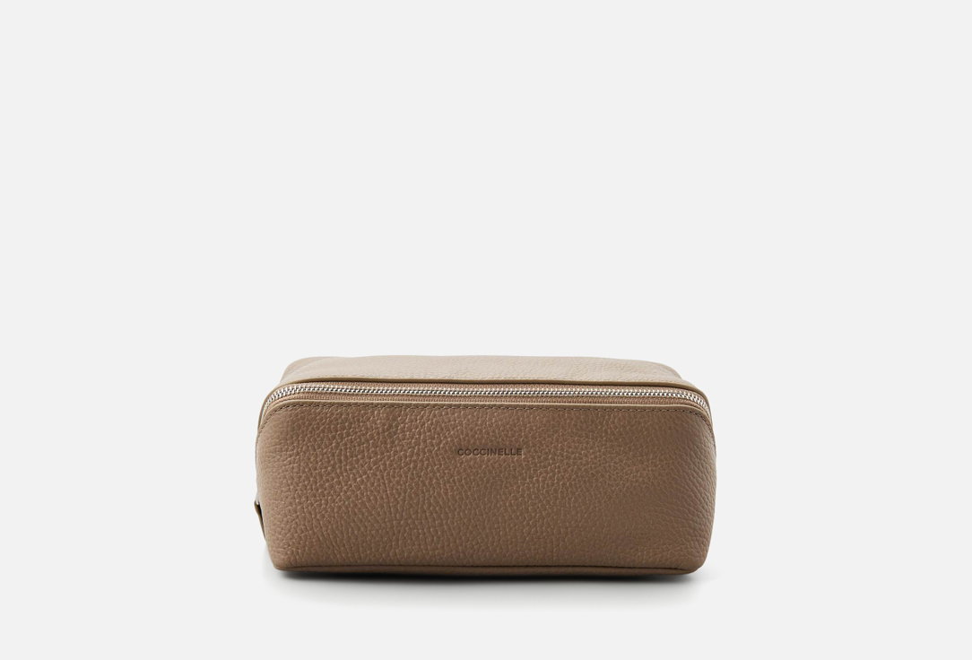 Косметичка COCCINELLE, Бежевая 1 шт
Косметичка COCCINELLE, Бежевая 1 шт