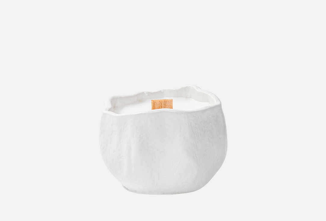 Ароматическая свеча MINO, Less Delicate. sandalwood and coconut 70 мл
Ароматическая свеча MINO, Less Delicate. sandalwood and coconut 70 мл