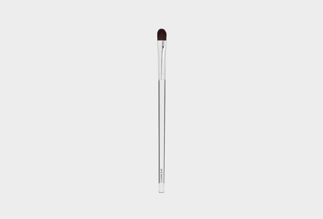Изображение товара Кисть для корректора Clinique Concealer Brush для деликатного нанесения