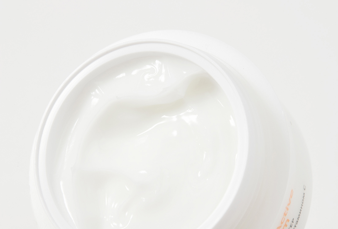 Крем-бустер для сияния кожи  ARAVIA Professional Glow-C Active Cream 