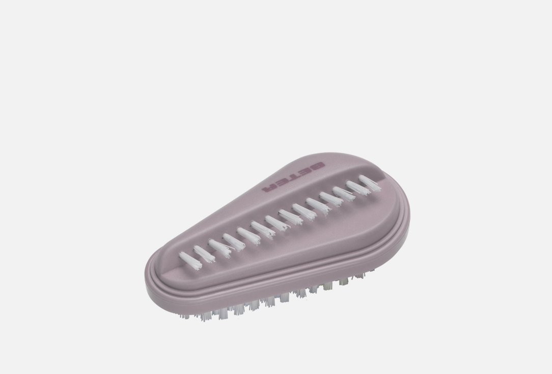 

Двусторонняя щетка для ногтей BETER, Double nail brush 1 шт