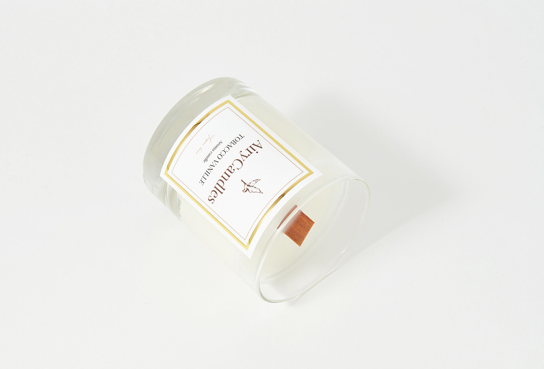 Свеча ароматическая с деревянным фитилем AiryCandles TOBACCO VANILLE  