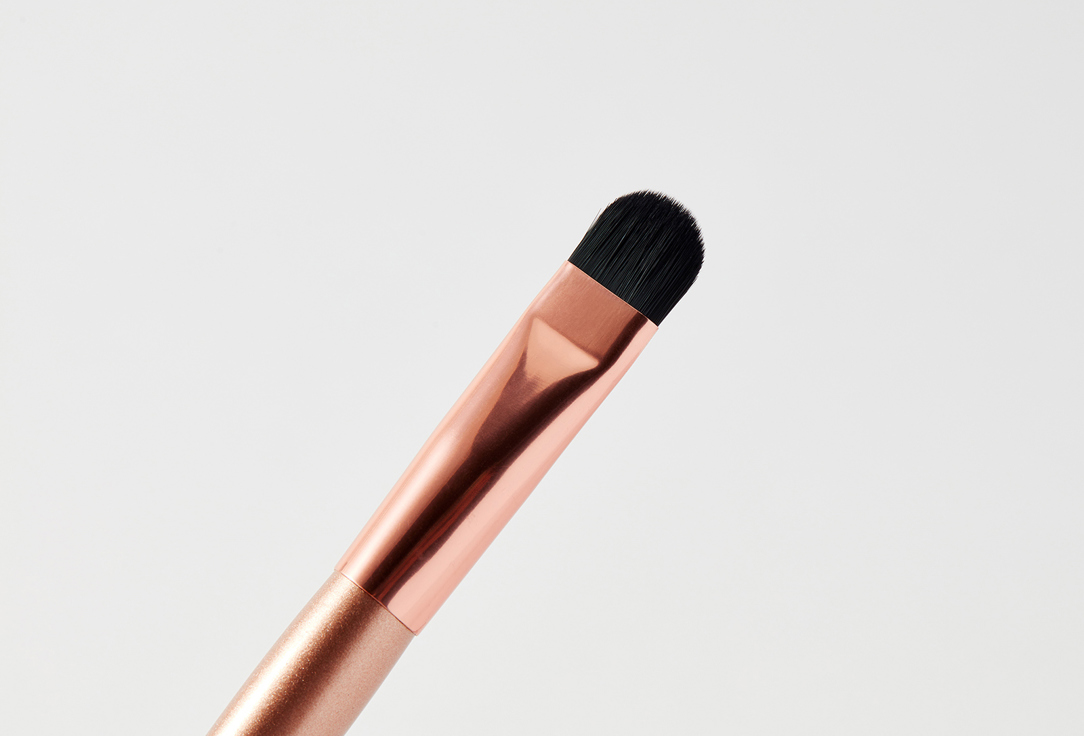 Кисть для консилера  OH MY BRUSH PERFECT BROW 305 