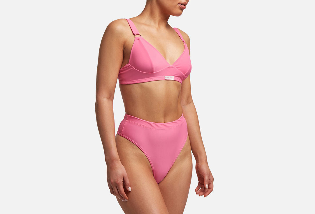 Изображение товара Купальный верх by MSH ярко-розовый стильный и комфортный для плавания