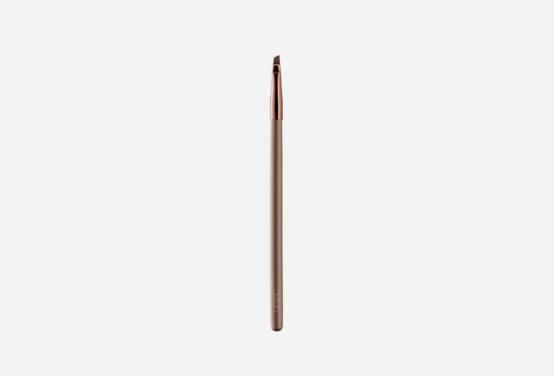 Кисть для подводки DELILAH ANGLED LINER BRUSH  1 шт