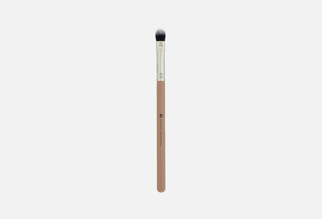 Кисть для консилера и кремовых теней Amina Daudova brushes AD6 Concealer and Cream Shadow Brush 