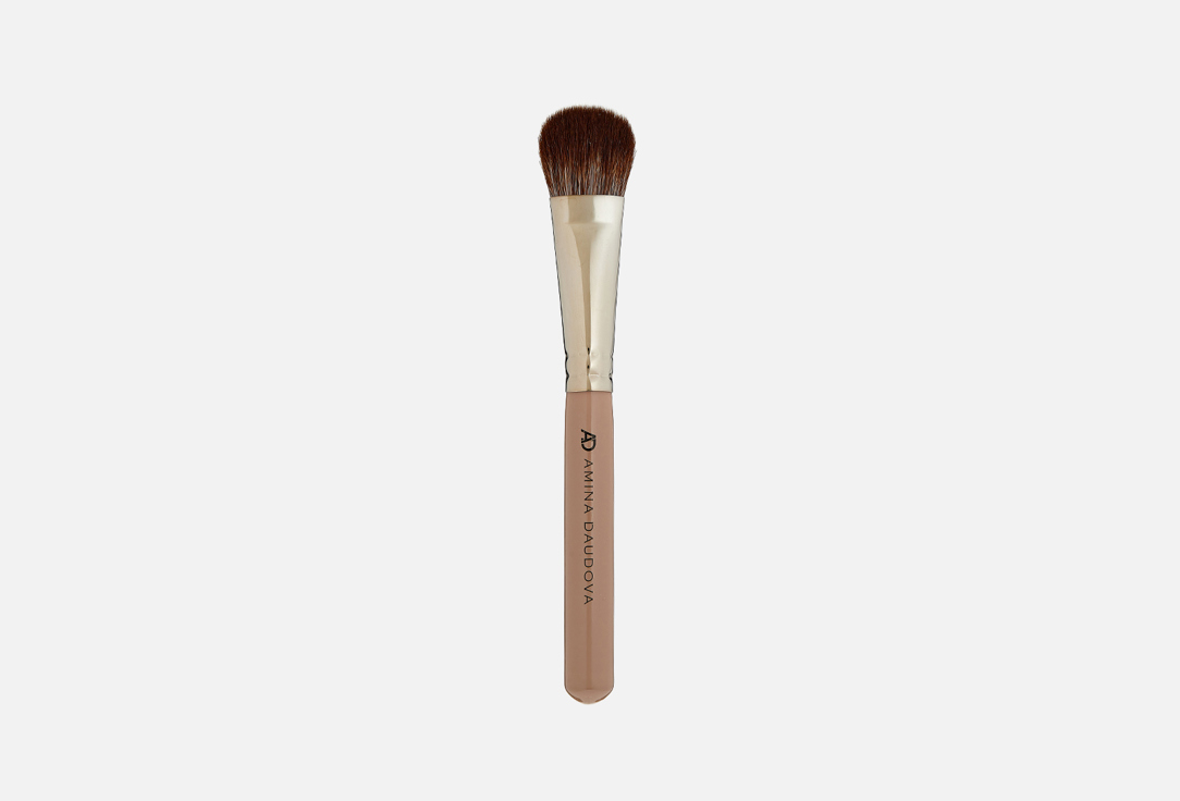 

Кисть для нанесения хайлайтера AMINA DAUDOVA BRUSHES, AD14 Brush for applying highlighter 1 шт
