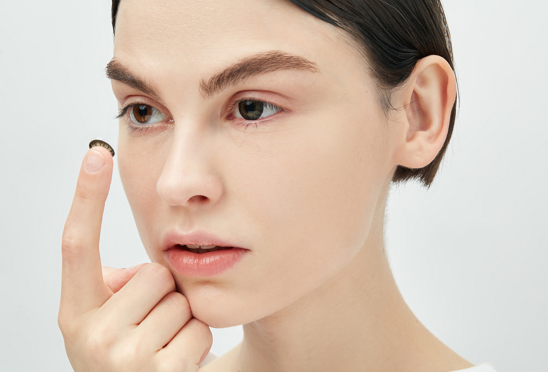 Изображение товара Цветные контактные линзы Adria Glamorous GREEN 3 месяца 14,5 мм 2 шт.