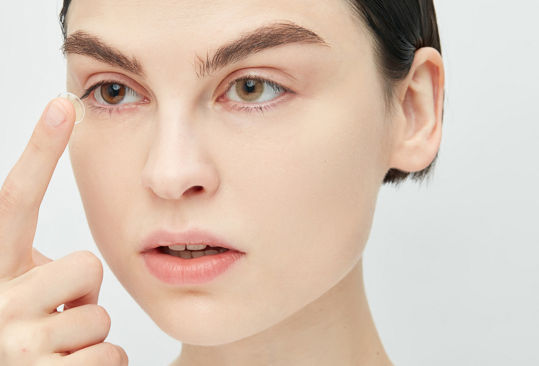 

Цветные контактные линзы квартальные ADRIA, Зеленый, Effect IVORY, BC 8,6, DIA 14,5, 2 шт 0.00 оптическая сила