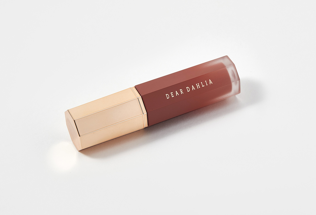 Жидкая губная помада DEAR DAHLIA PETAL TOUCH PLUMPING LIP VELOUR CRÈME CARAMEL