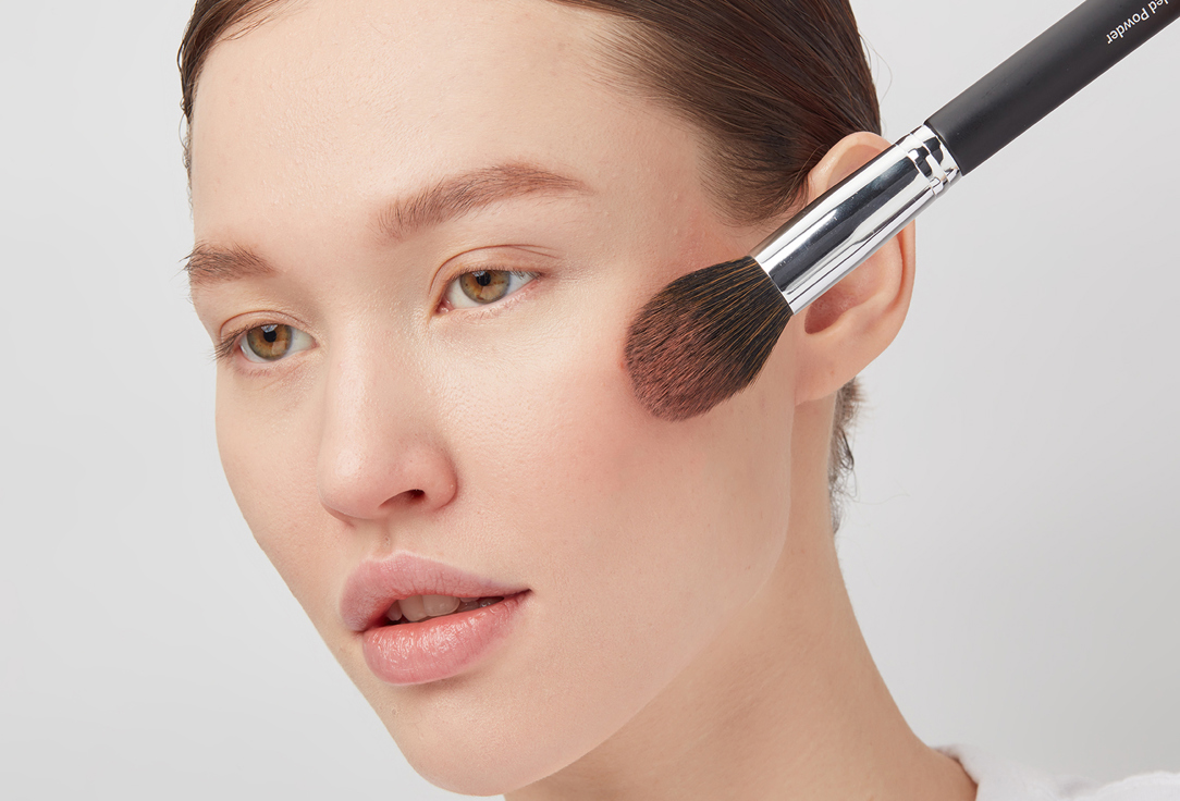 BH Кисть для пудры Rounded Powder Brush