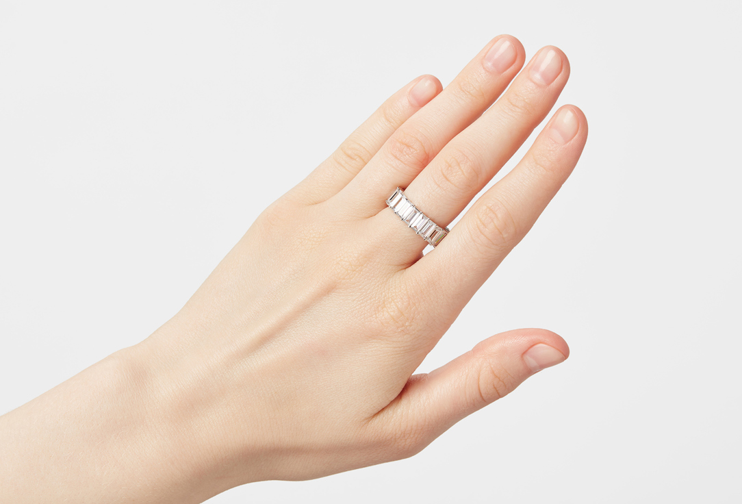 

Кольцо серебряное MIE, С фианитами Baguette 19 мл