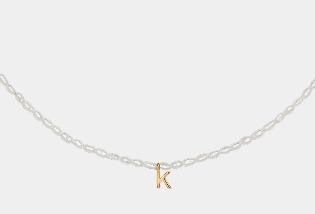 ringstone ожерелье из бирюзы с барочной жемчужиной Жемчужное ожерелье RINGSTONE Pearl necklace with a gilded letter K 1 шт