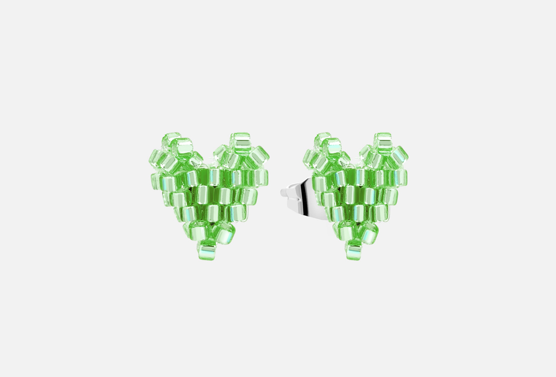 

серьги BEADED BREAKFAST, Heart shaped tiny earrings Pale-green 2 шт