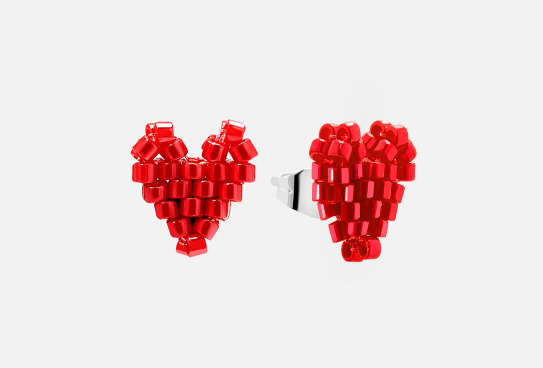 серьги Beaded Breakfast Heart shaped tiny earrings Red lacque  