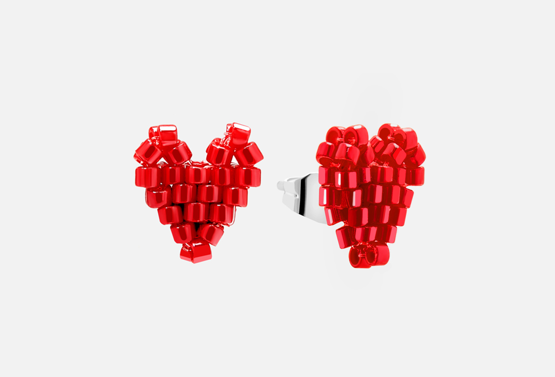 Изображение товара серьги Beaded Breakfast Heart shaped tiny earrings Red lacque
