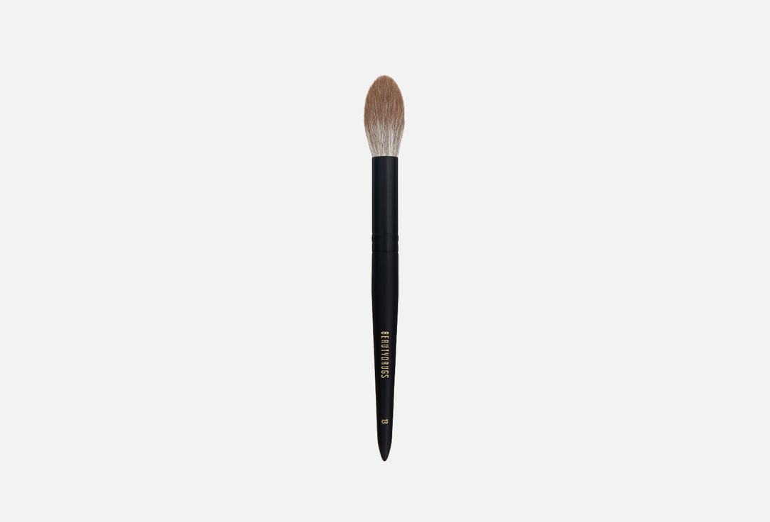 Изображение товара Кисть для сухих текстур BeautyDrugs Makeup brush 13 hughlight brush