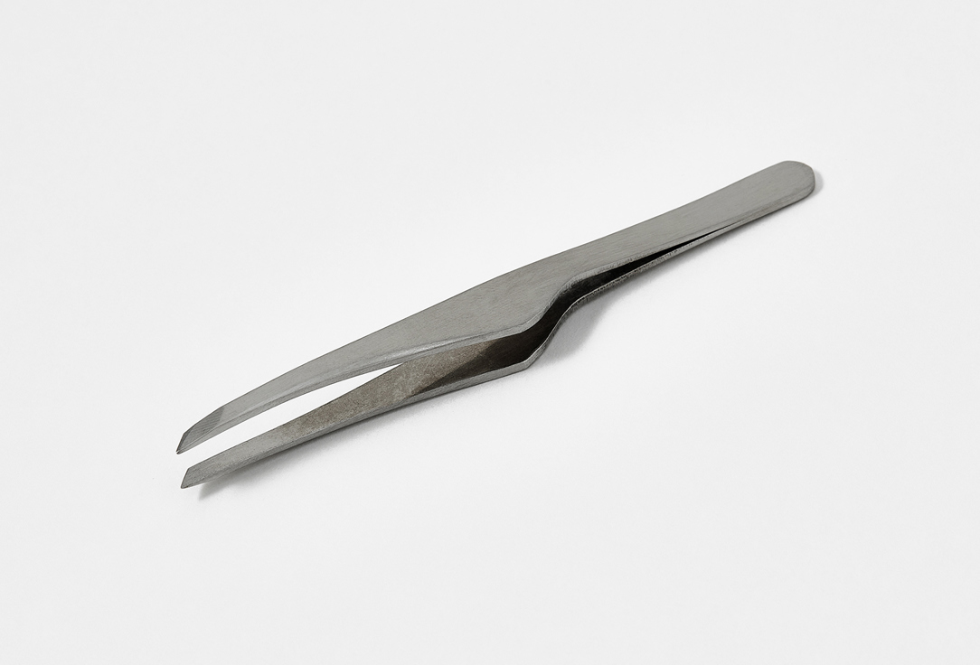 Пинцет для бровей Kaizer Professional Eyebrow tweezers сатин никель