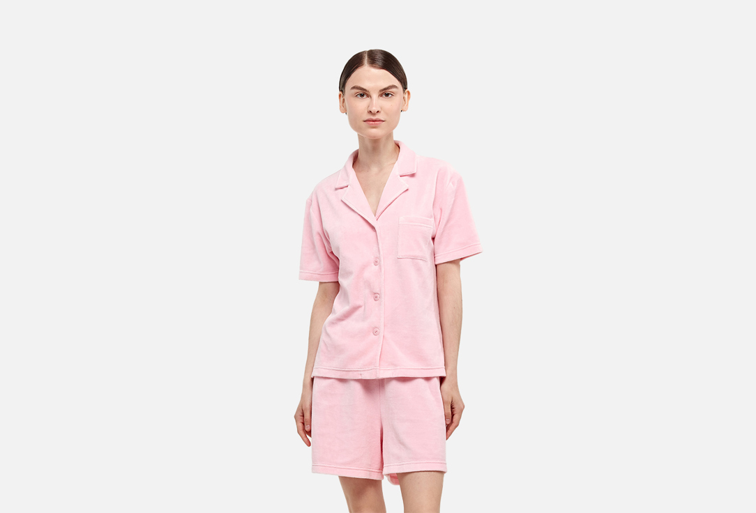 Костюм велюровый с шортами FIGURA Active Wear розовый 