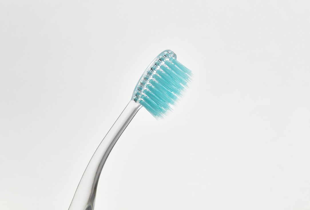 Зубная щетка Dental Care Xylitol Toothbrush  