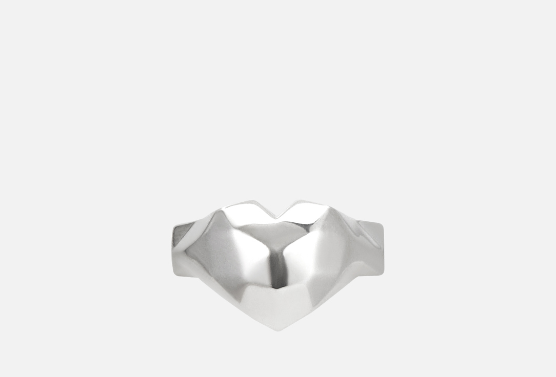 Кольцо серебряное DAFNA Кольцо-печатка с граненым сердцем малое 15,5 мл hand around стальное граненое кольцо