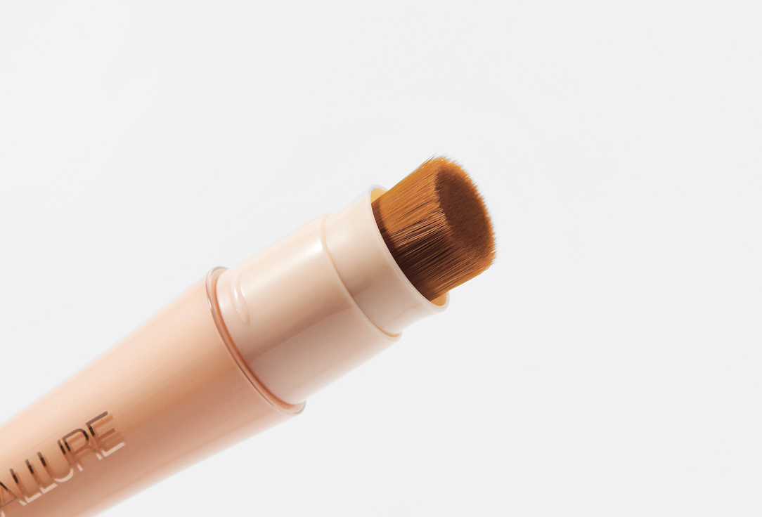 Focallure Консилер для лица с кистью Soft Matte Complete Concealer