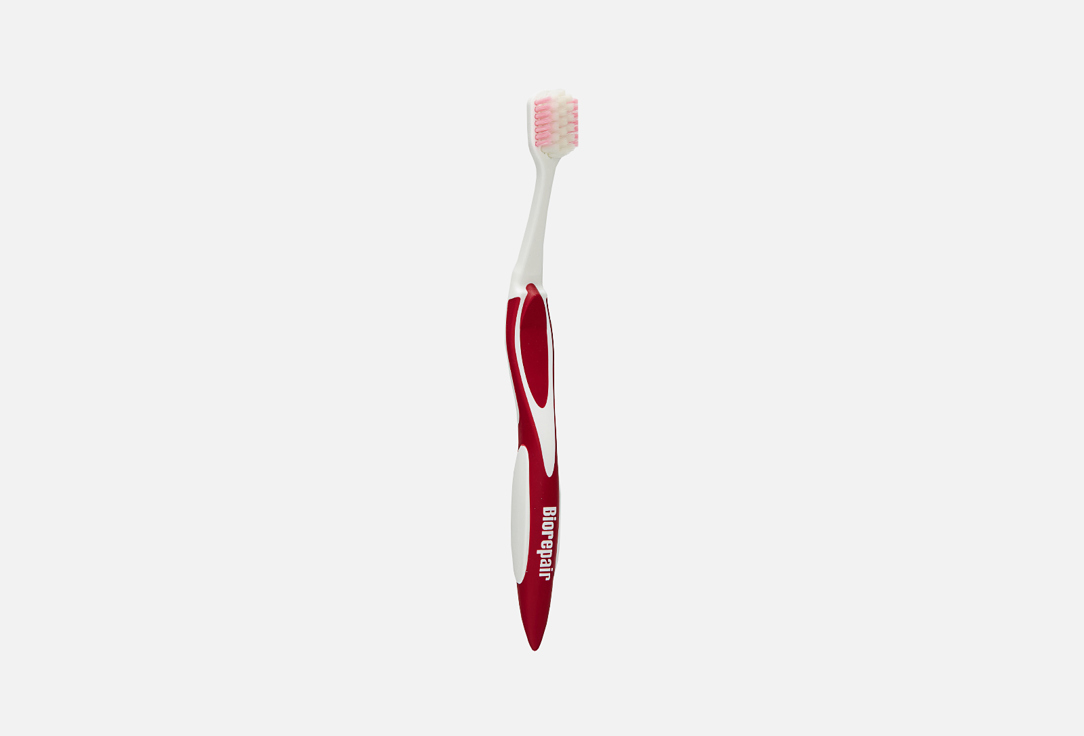 Зубная щетка Очень мягкая BIOREPAIR CURVE Protezione Gengive, бордовая 1 шт фото