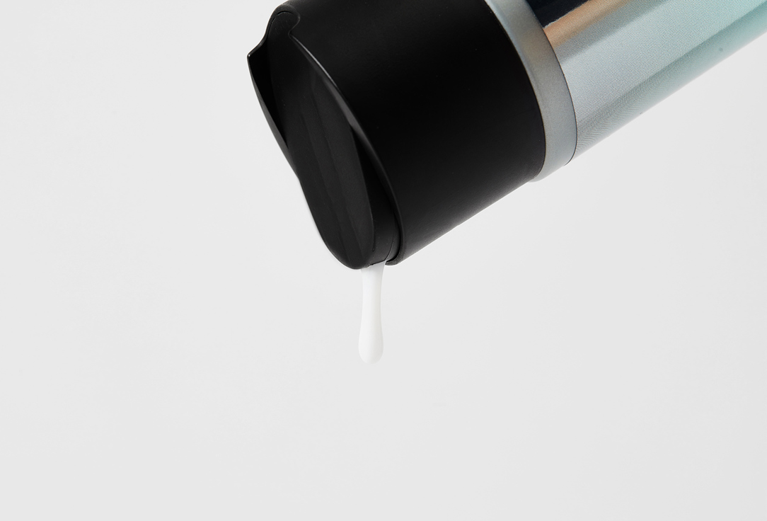 

Увлажняющий шампунь для волос с кератином PHILIPP YOUNG, MOISTURIZING SHAMPOO 500 мл