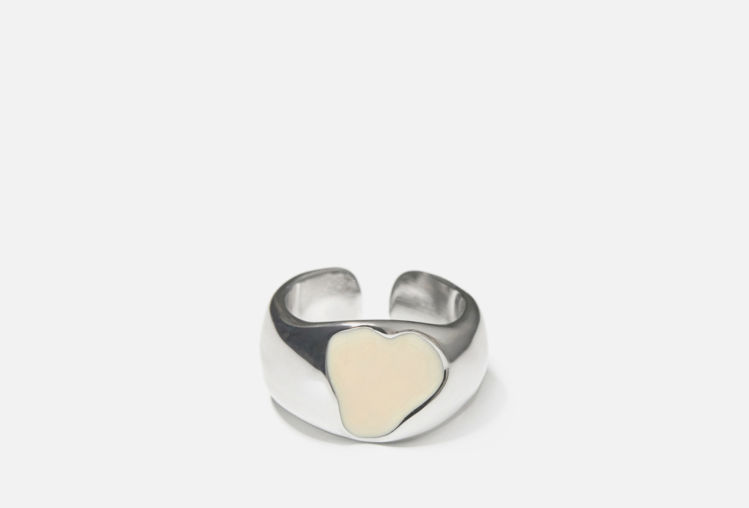 Изображение товара Кольцо Free Form Jewelry серебристое с белым сердечком