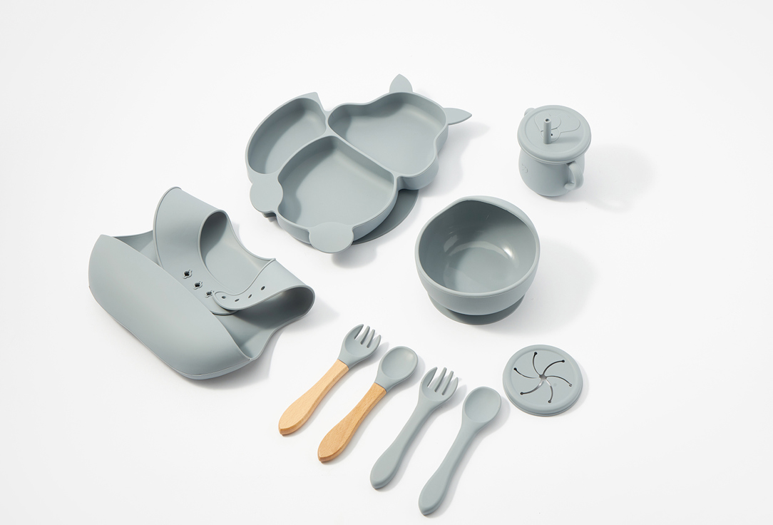 Набор посуды для кормления Play Kid 11 предметов серый