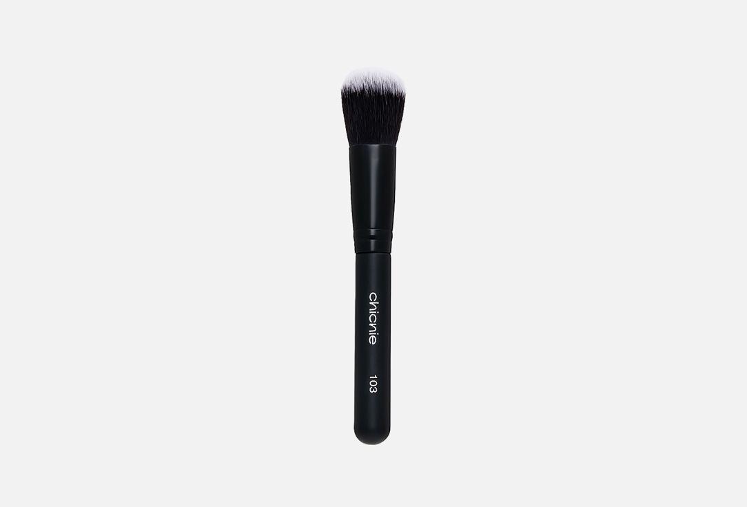 Изображение товара Кисть для румян и хайлайтера Chicnie Blush brush 103