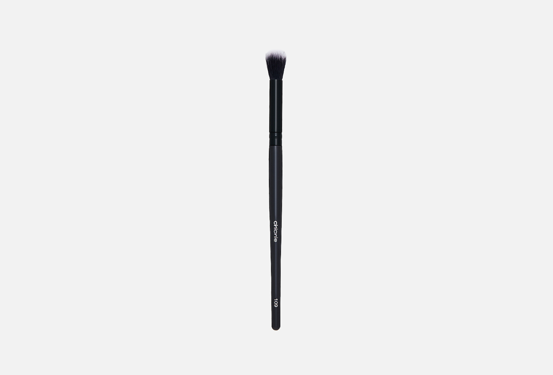 Изображение товара Кисть для теней Chicnie Blending Brush 109 для растушевки и макияжа глаз