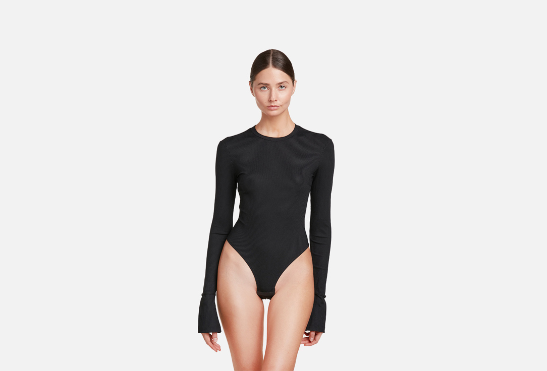 Черное L мл 4695₽