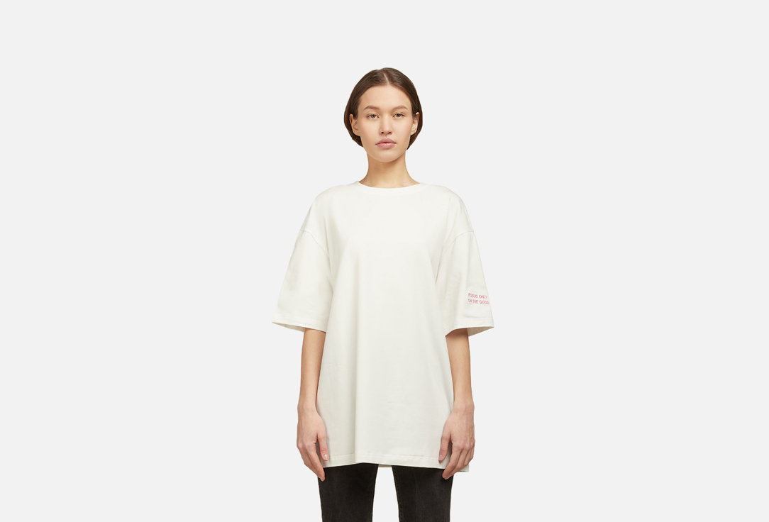 Изображение товара Футболка MY over fit тофу для женщин с оригинальной вышивкой