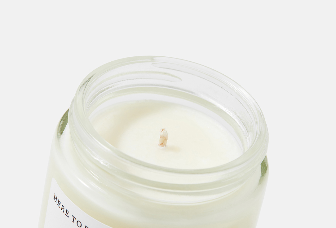 

Аромасвеча HERE TO FEEL, Белый, First kiss 110 мл