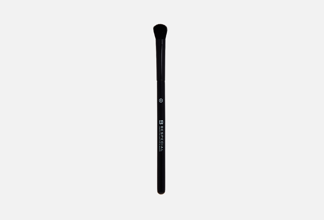 Изображение товара Кисть для макияжа Bespecial Trapeze flat brush