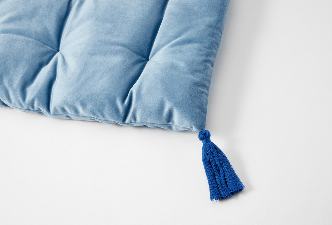 Подушка на стул MG HOME квадратная с кистями, голубая 