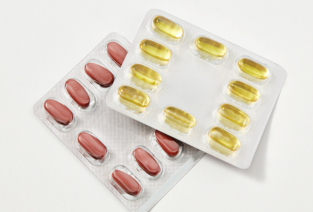 Комплекс витаминов для женского здоровья Эвалар Витамин C L-аскорбат кальция 55 мг, Витамин B3 никотинамид 15 мг в таблетках и капсулах 
