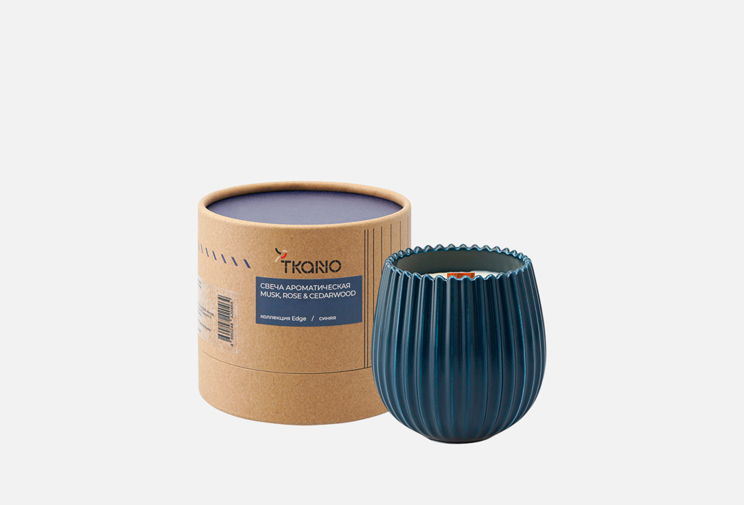 

Аромасвеча TKANO, Белый, Musk, Rose & Cedarwood, синий 400 г