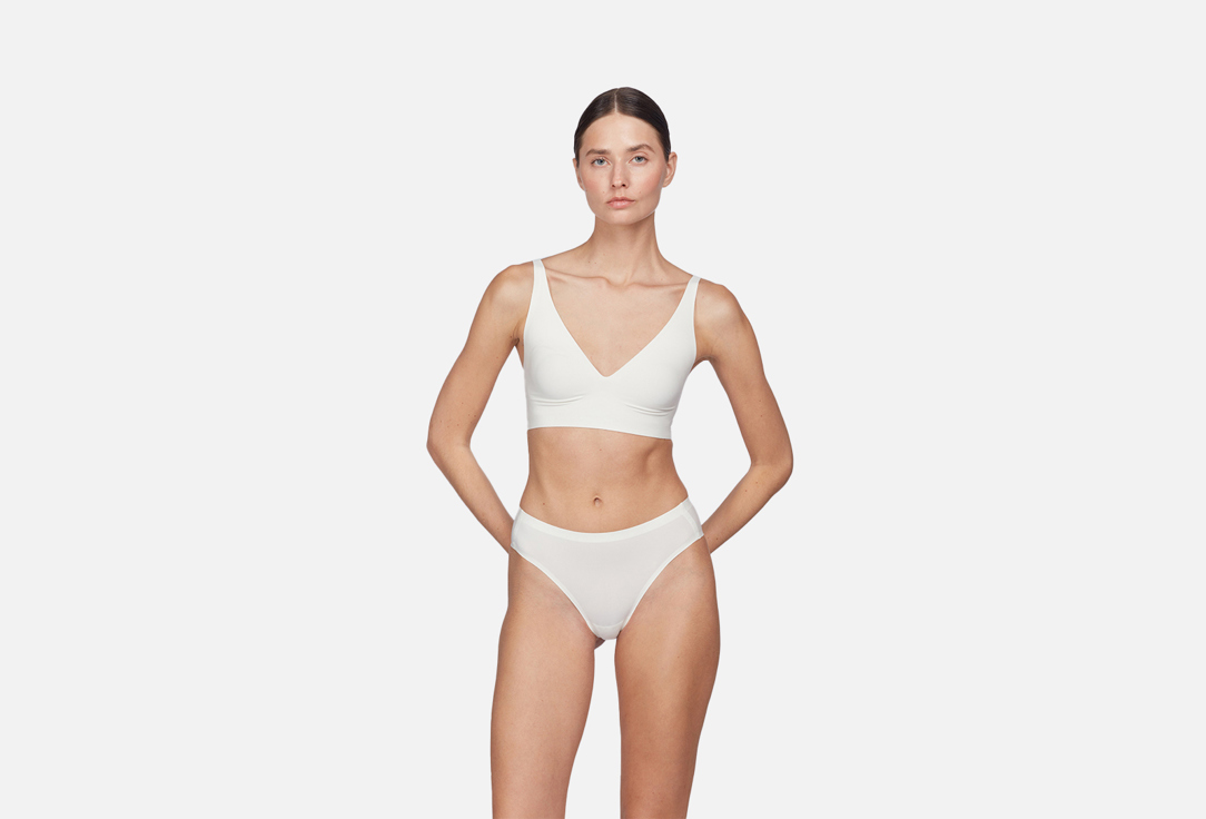 Изображение товара Трусы-бразилиана со средней посадкой Belle YOU Invisible пломбир