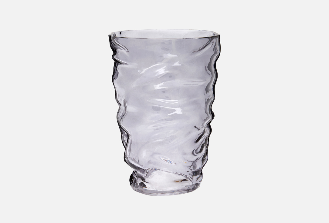 Изображение товара Дизайнерская серая ваза Crumpl из содового стекла, 20 см