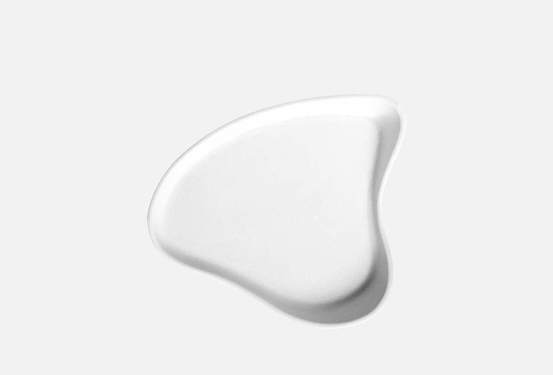 Изображение товара Треугольная фарфоровая тарелка для закусок Gonchar Dining Plombir 80 мл