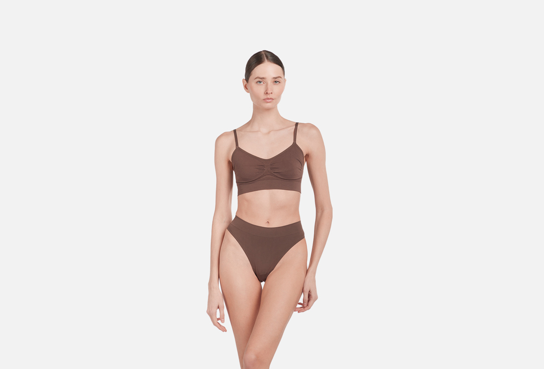 Изображение товара Топ на тонких бретелях с поддержкой Belle YOU base шоколадный для женщин