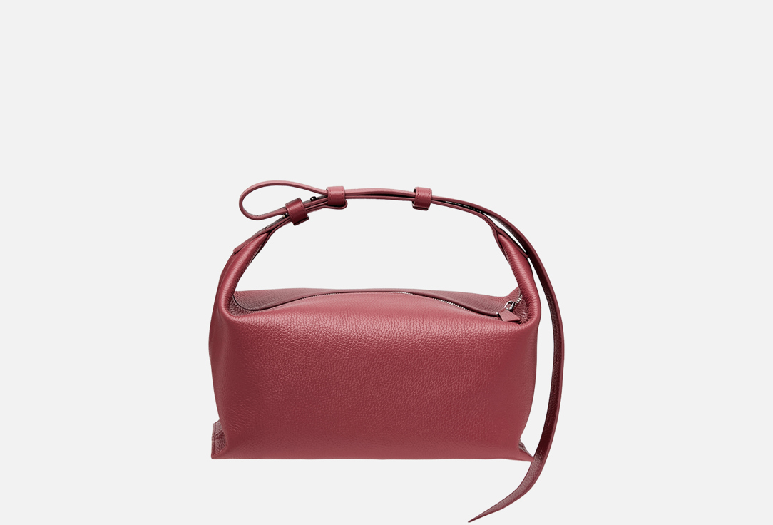 BOBBI medium cranberry 21600₽