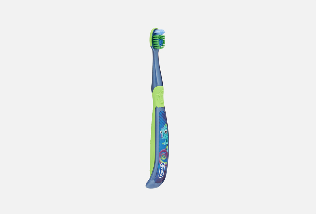 Детская зубная щетка 0-6 лет ORAL-B Kids 1 шт