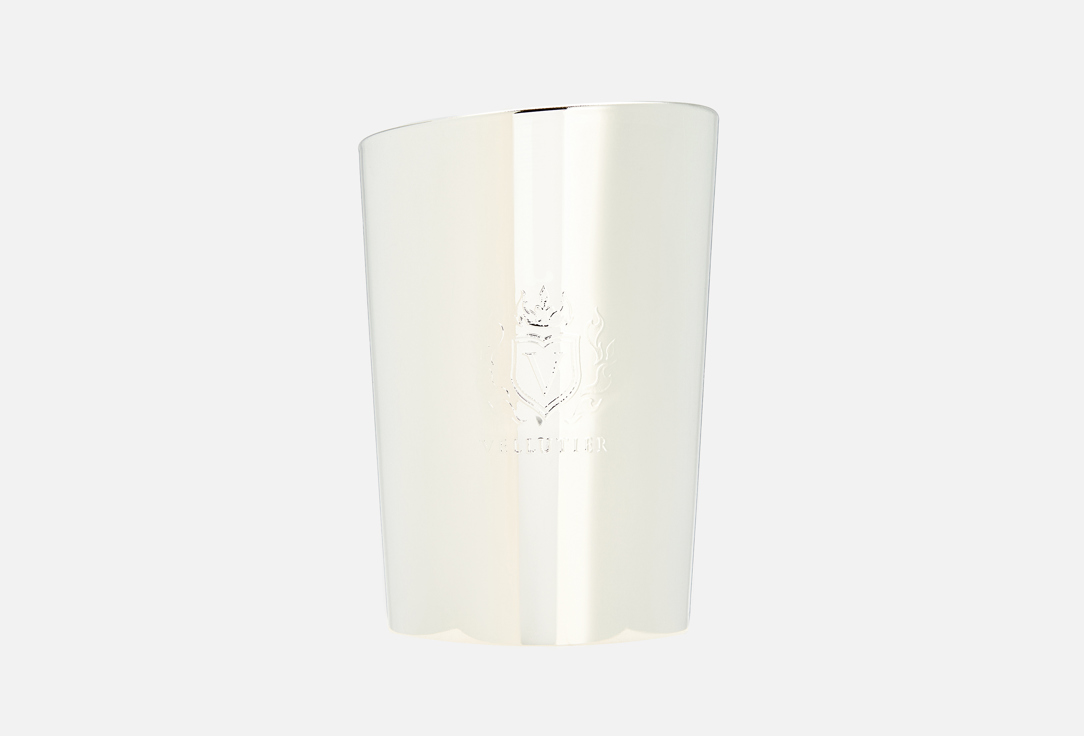 Изображение товара Ароматическая свеча Vellutier Platinum Shine с древесными и цветочными нотами 515 г