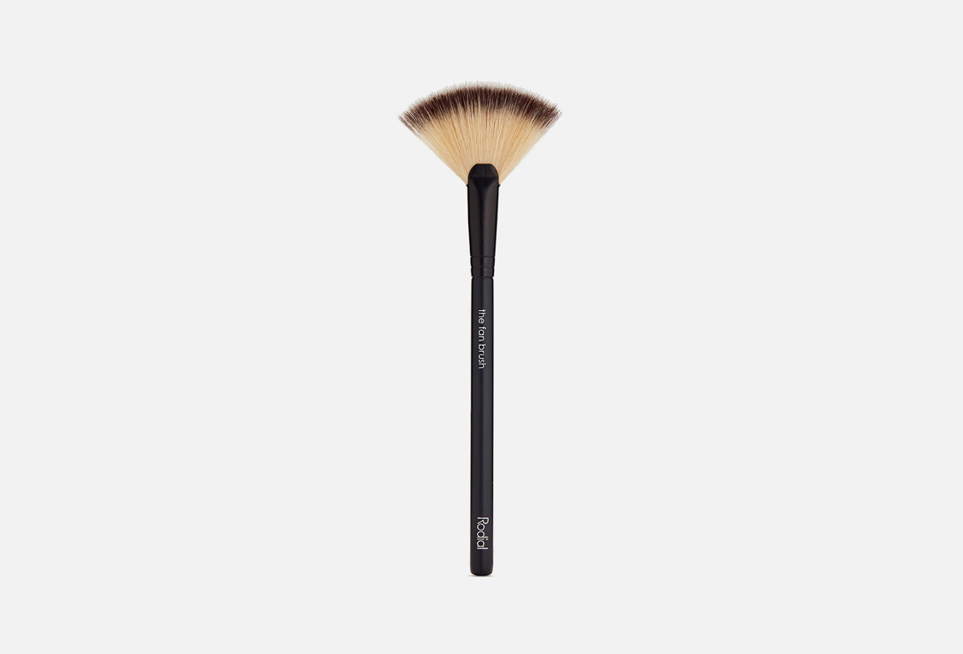 

Кисть веерная RODIAL, THE FAN BRUSH 11 1 шт